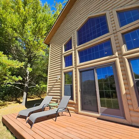Chanticleer Cabins-2